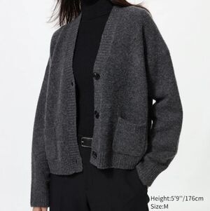Uniqlo Gray Light Souffle Yarn V Neck Button Front Ribbed Knit Cardigan Sweater
